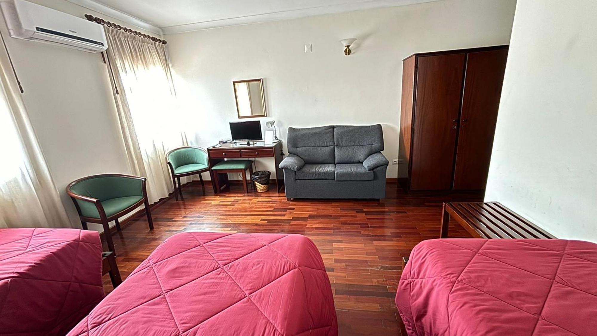 Hotel Trindade Coelho 莫加多鲁 外观 照片