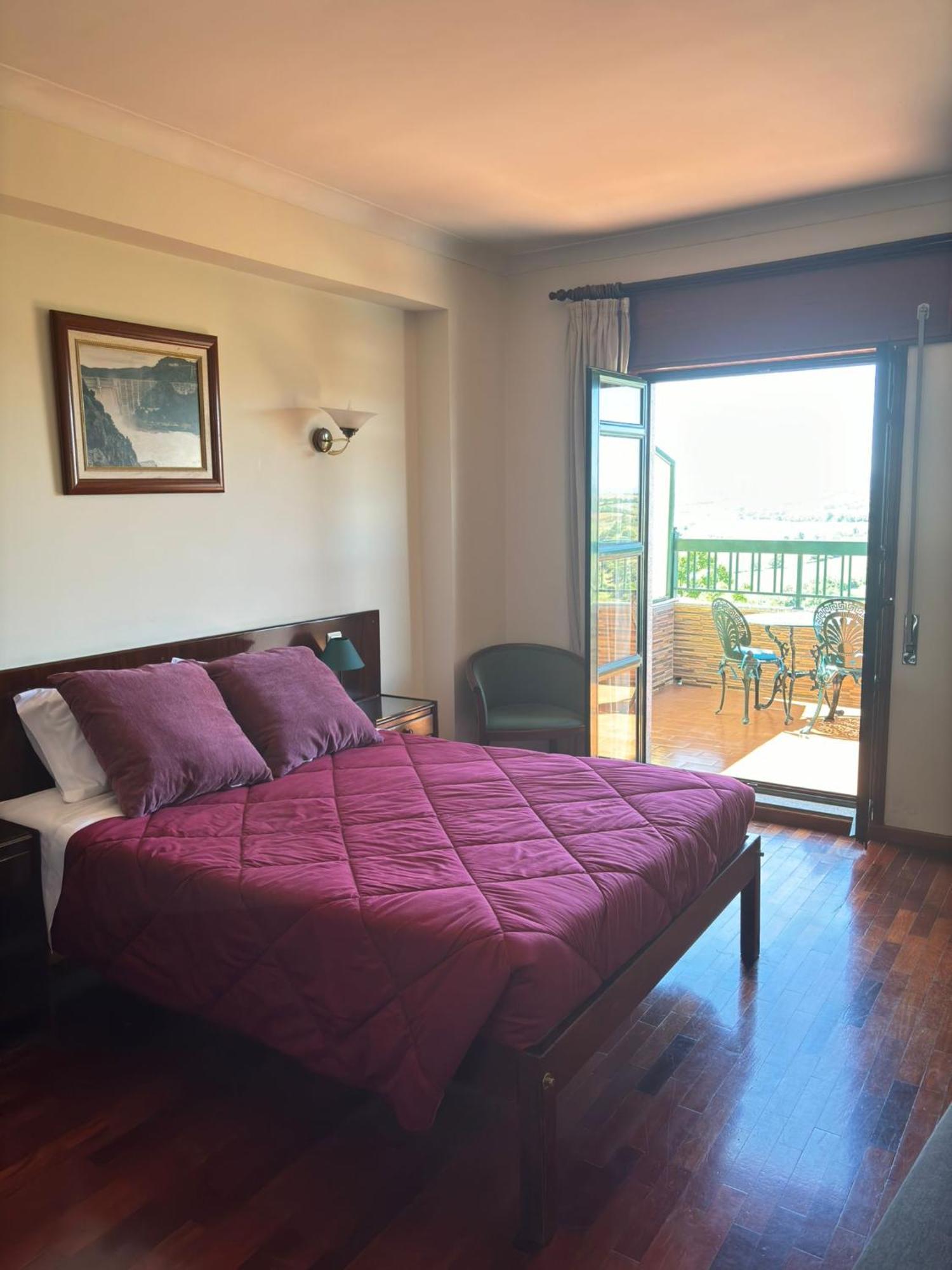 Hotel Trindade Coelho 莫加多鲁 外观 照片